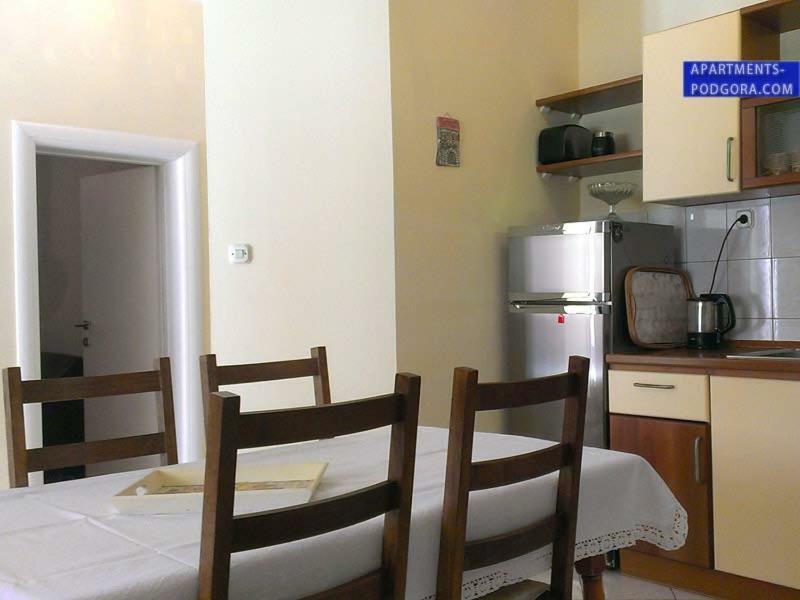 Apartment Dubravka Подгора Экстерьер фото